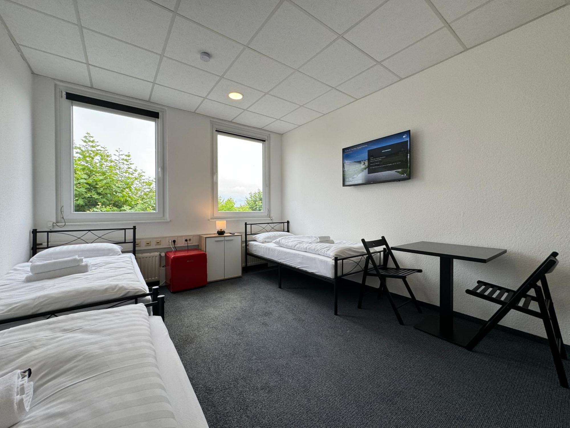 Thuja Apartments Karlsruhe-Neureut By Kurzzeit Eksteriør billede